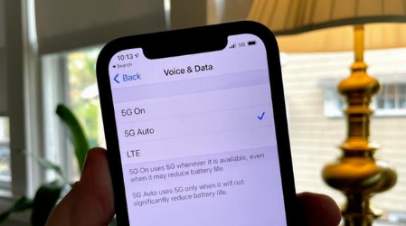 金山屯苹果手机维修分享iPhone 12如何打开或关闭5G网络 